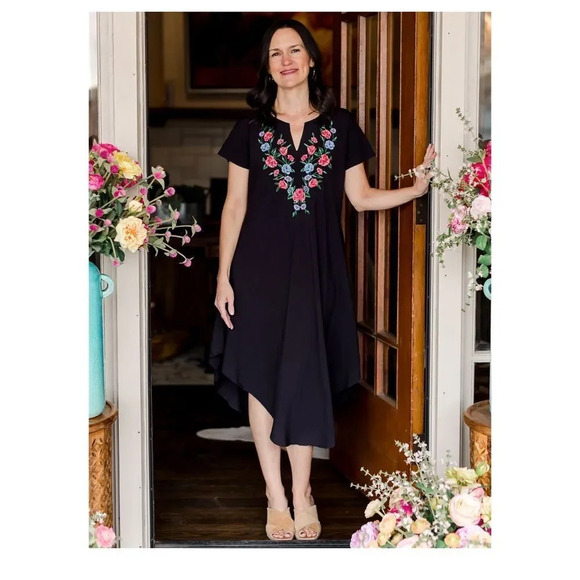 NWT The Pioneer Woman Black Umbrella Dress Final Price - Picture 3 of 12